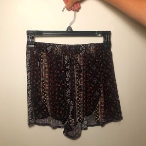 Float fabric Hollister California shorts